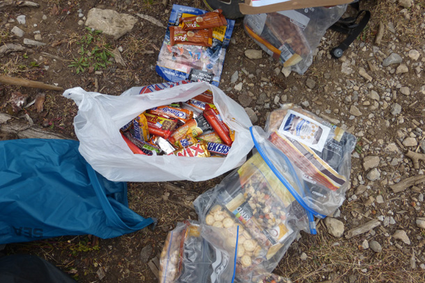 Food trading on Switchback Pass